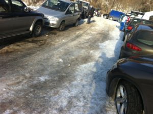 ghiaccio_parcheggio_santo_stefano_daveto